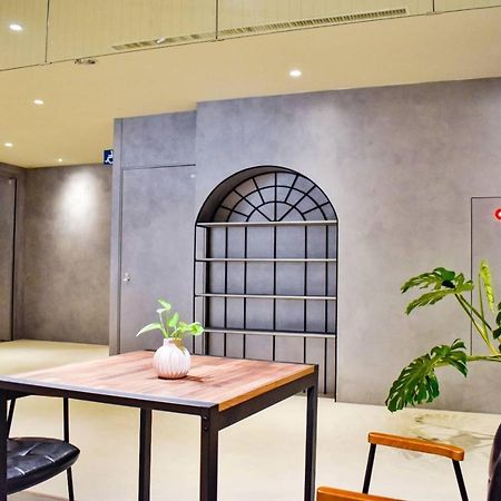 Talmud Business Hotel - Zhongshan Taichung Eksteriør billede