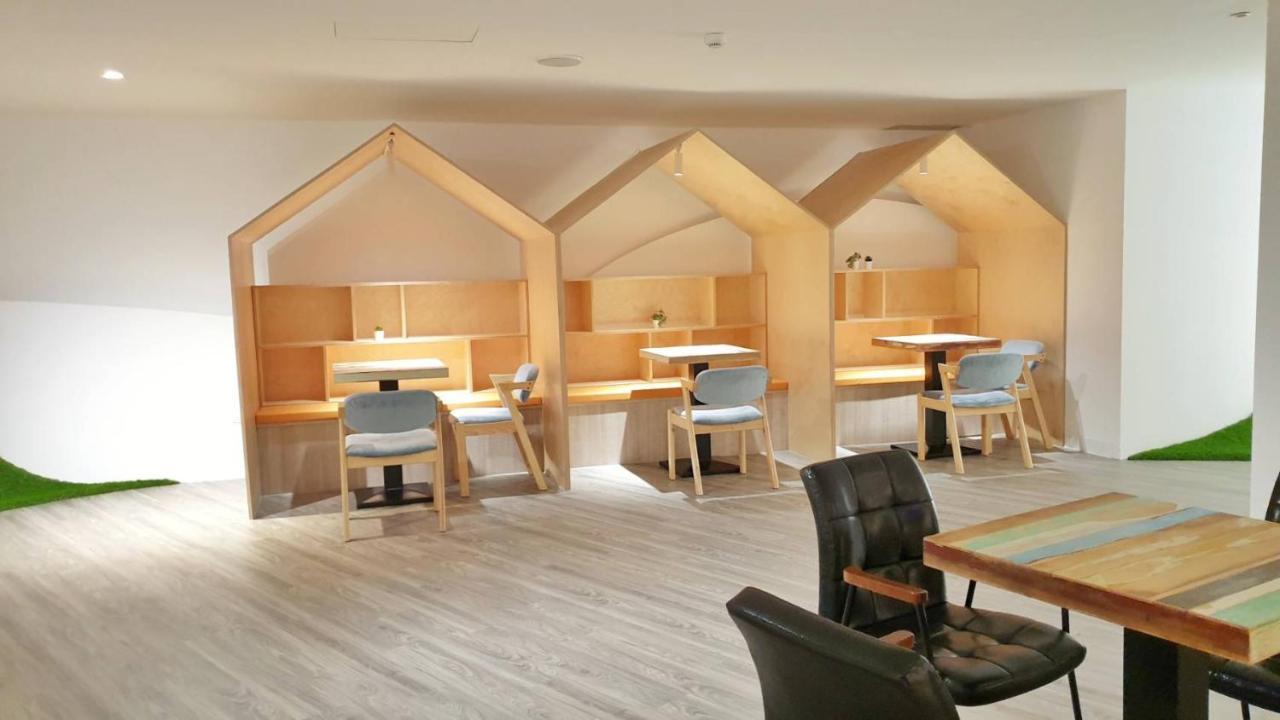 Talmud Business Hotel - Zhongshan Taichung Eksteriør billede