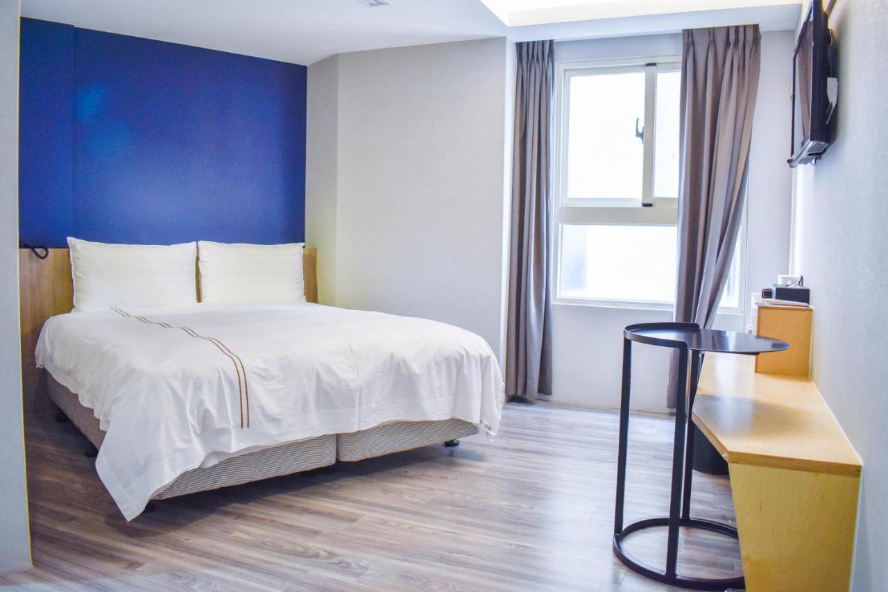 Talmud Business Hotel - Zhongshan Taichung Eksteriør billede
