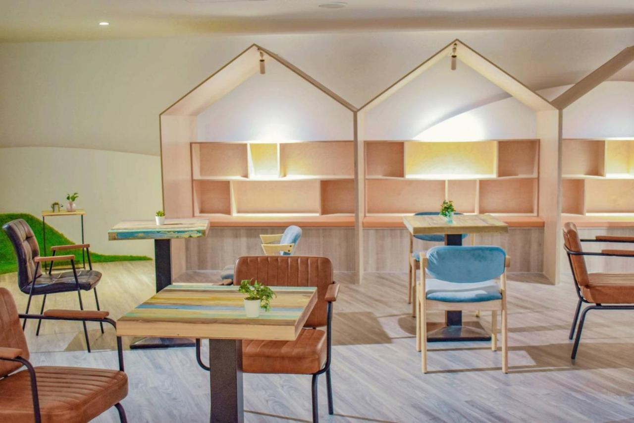 Talmud Business Hotel - Zhongshan Taichung Eksteriør billede