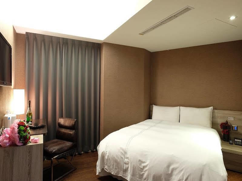 Talmud Business Hotel - Zhongshan Taichung Eksteriør billede