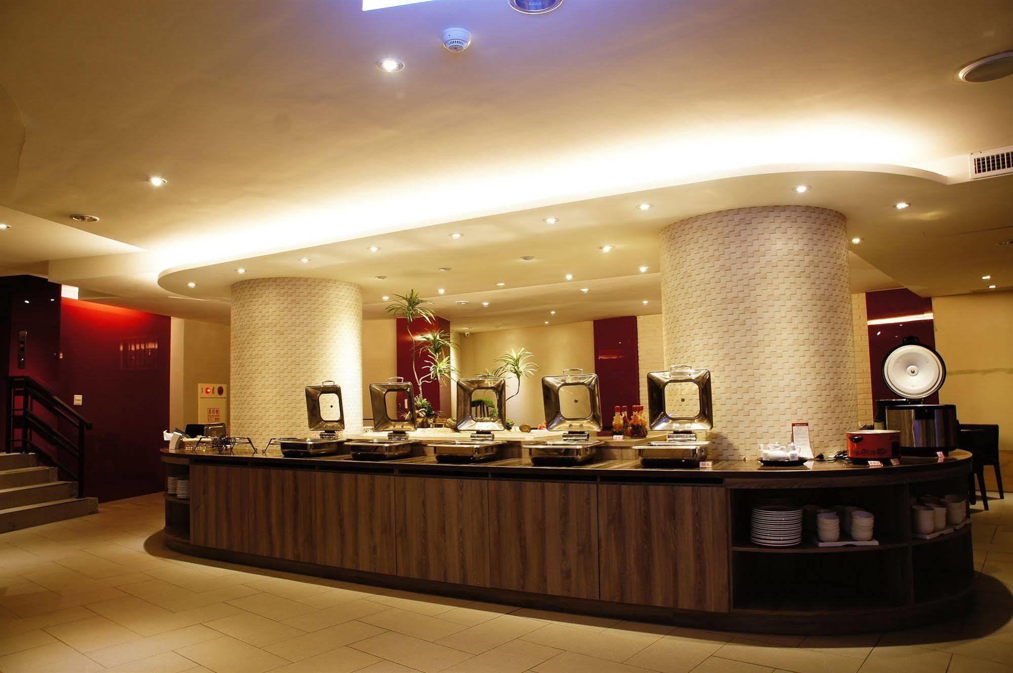Talmud Business Hotel - Zhongshan Taichung Eksteriør billede